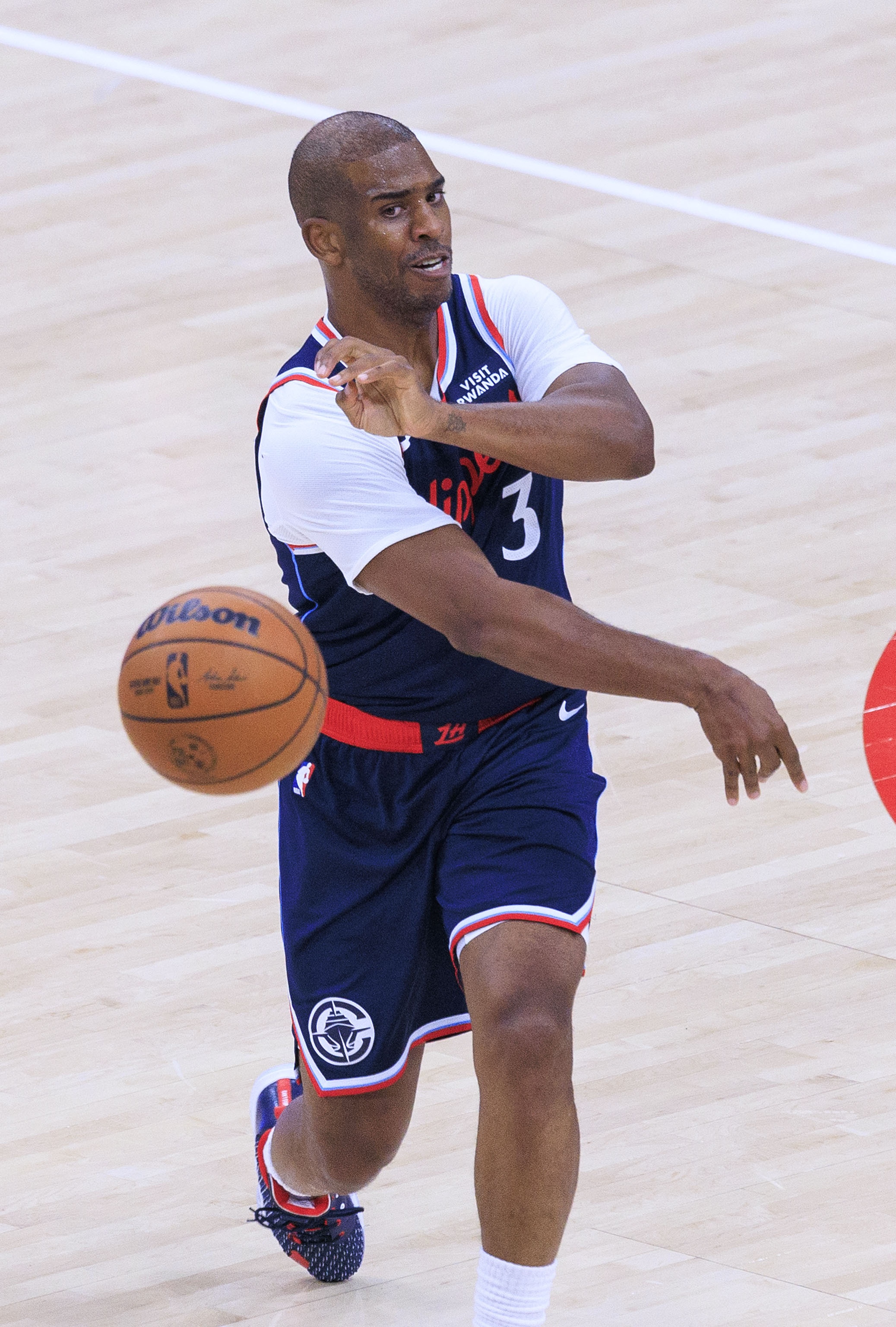 保罗反驳杜兰特：NBA不是长得高就行 矮后卫仍有生存空间