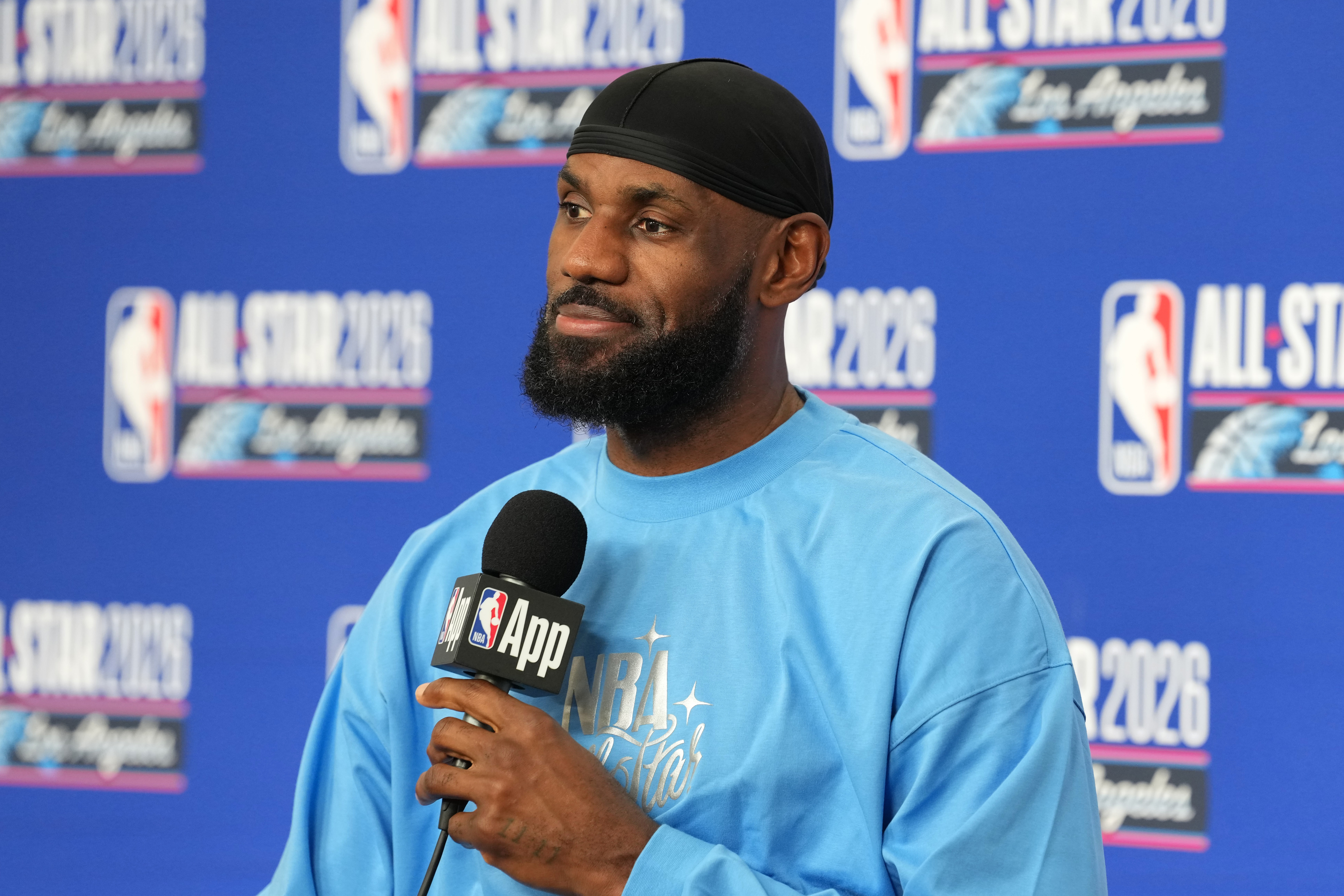 Nick Wright：76人赢球要靠多人16-24分 哈登需在牺牲与防守上带头